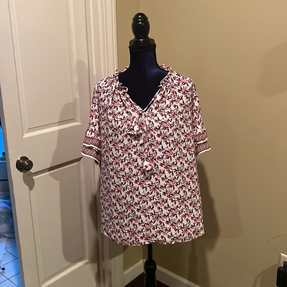 Super cute top!